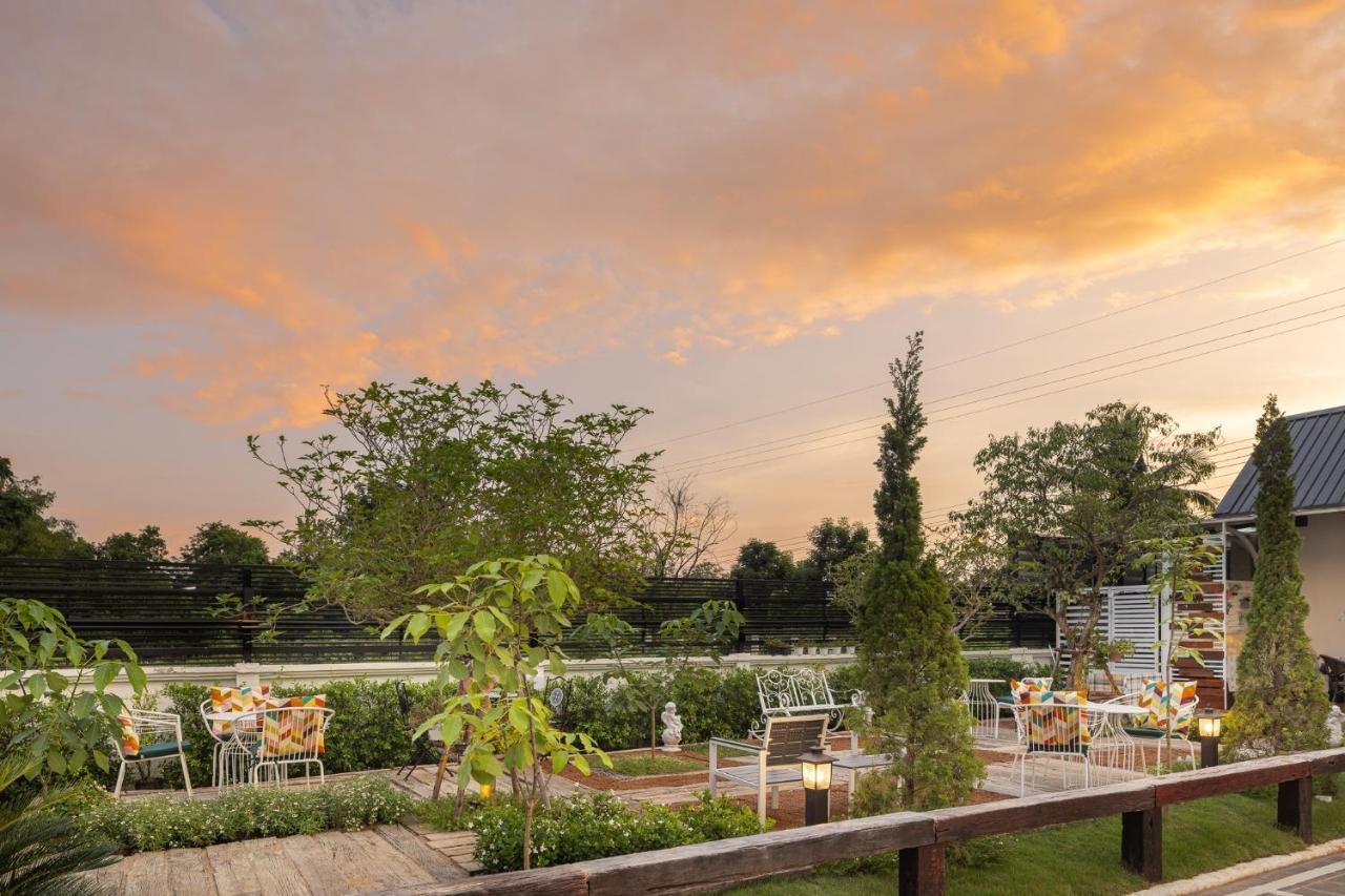 Picha Ville Resort Watthana Nakhon Kültér fotó